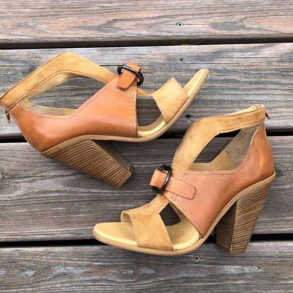 MM6 MAISON MARGIELA Harness Sandal In Tan - Picture 1 of 10